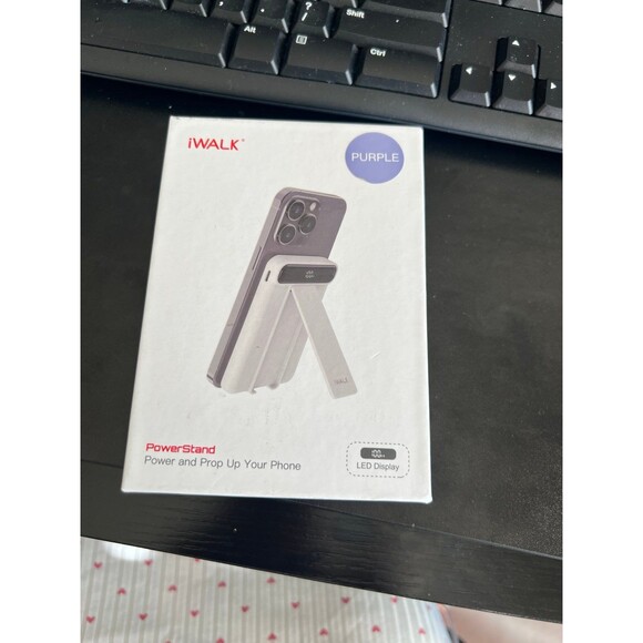 iWALK PowerStand,a magnetic wireless power bank with an integrated stand. Purple - Picture 1 of 2